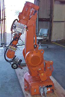Second hand ABB IRB 2400 M2000, 6 axis foundry extracting robot for sale Second hand ABB IRB 2400 M2000, 6 axis foundry extracting robot for sale