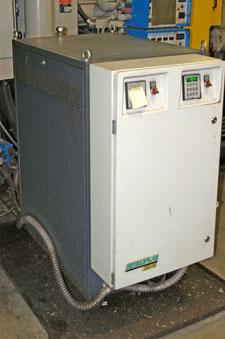 Used Regloplas Model 300DG Oil Heater for preheating dies Used Regloplas Model 300DG Oil Heater for preheating dies