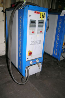 qUsed Robamat Thermo cast Dual Zone, 12 KW per zone hot oil unit Used Robamat Thermo cast Dual Zone, 12 KW per zone hot oil unit