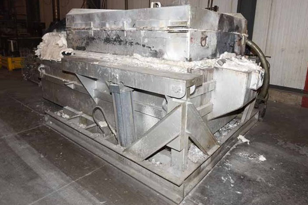 Lindberg Glow Bar Wet Bath Melting Furnace