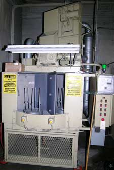 Ryan/Bronco Table Type Airless Shot Blast Machine