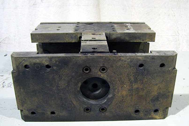 Used DME 118 Standard Duty, Double Unit, Hot Chamber Zinc Master Unit Die Holder for sale